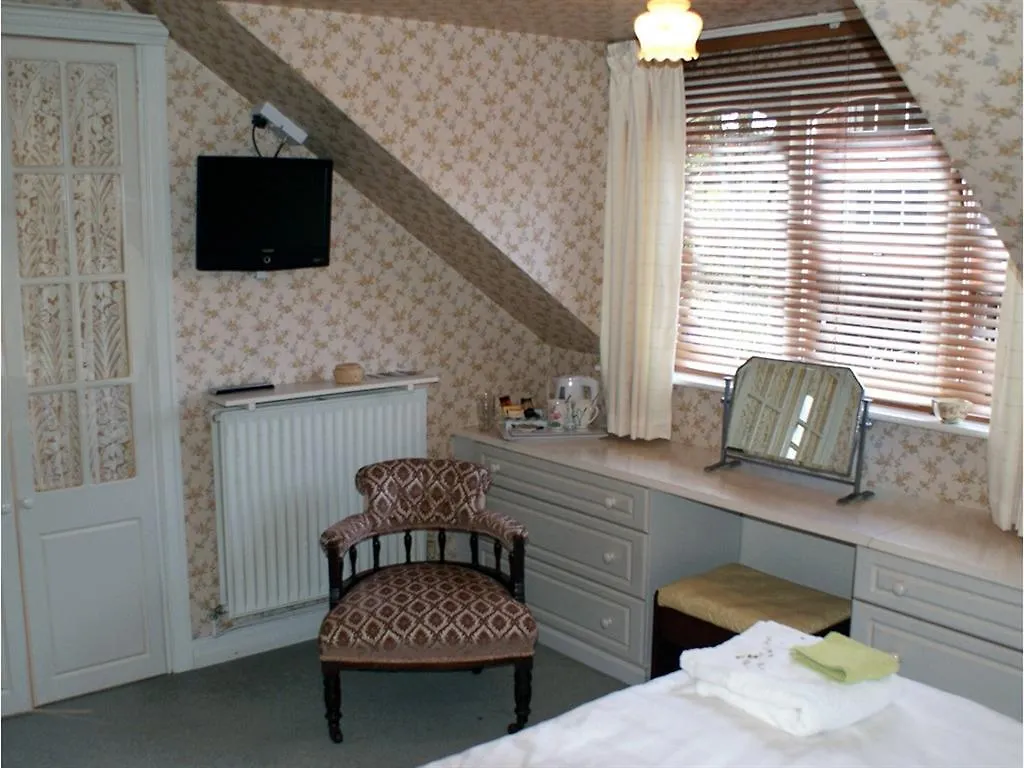The Mulberry House Bed & Breakfast Gloucester