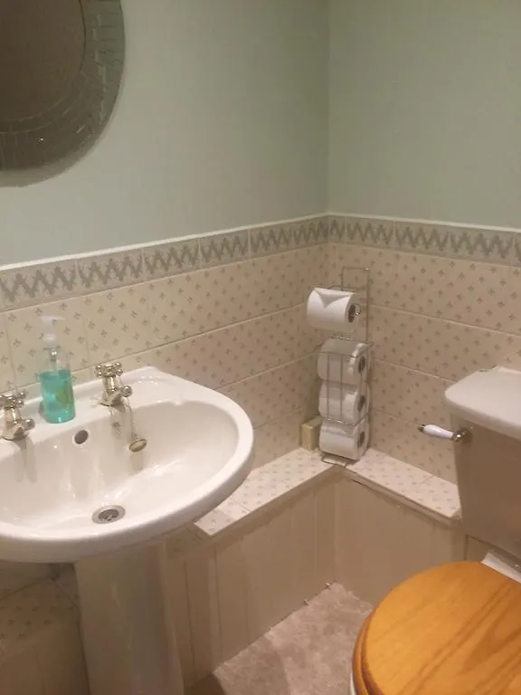 The Mulberry House Bed & Breakfast Gloucester