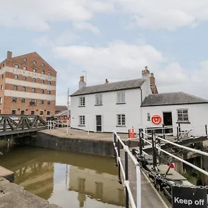 The Lock House Holiday home